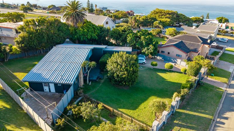 3 Bedroom Property for Sale in Mossel Bay Central Western Cape